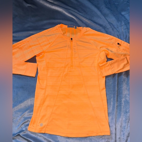 No Flaws! Athleta Pacifica Long Sleeve Dry Fit Size M - Picture 3 of 6
